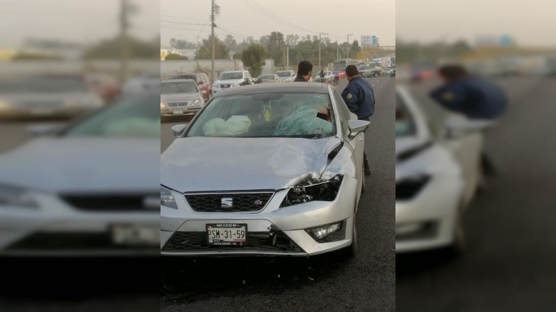 Muere adulto mayor, tras ser atropellado, en la Morelia-Salamanca  