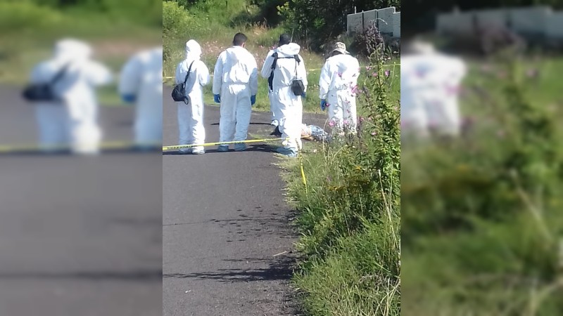 Tiran cadáver de una joven mujer, en brecha de Morelia 