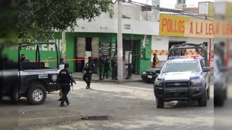 Ejecutan a fontanero afuera de tortillería, en Zamora 