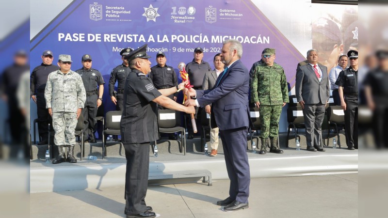 Reconoce Bedolla a la Policía Michoacán por su servicio a la población