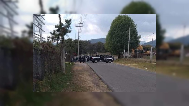 Sicarios balean a familia, en Uruapan; hay 1 muerto y una herida 