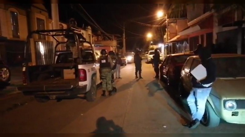 Balean a 3 personas, en Uruapan 