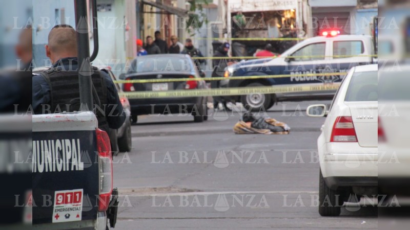 Tiran cadáver descuartizado, en calles de Zamora 