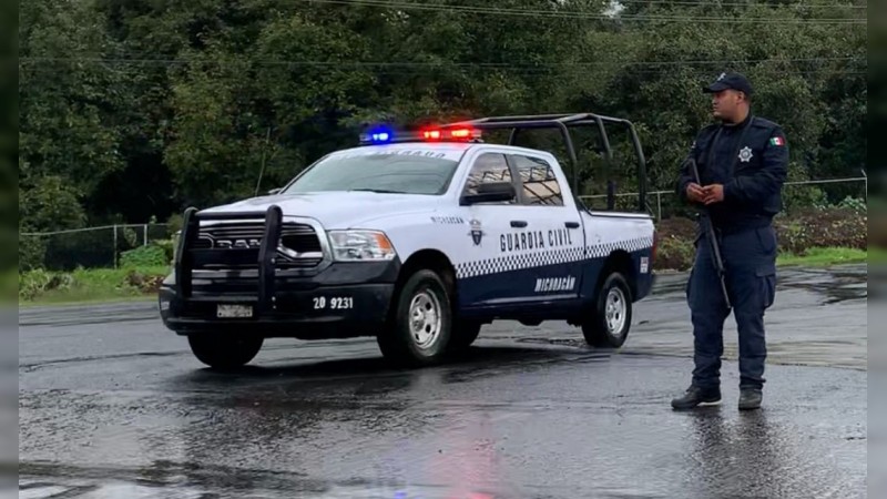 Purépero: turba agrede a policías en evento deportivo; hay 4 detenidos 