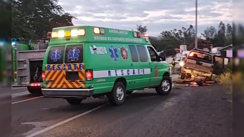 Muere Motociclista Tras Ser Arrollado Por Una Camioneta En Zamora La Balanza Noticias De 