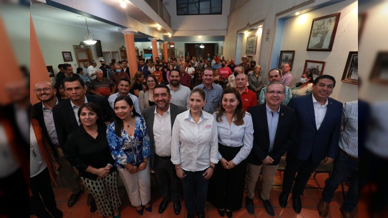 Presenta Informe Legislativo Ivonne Pantoja ante panistas de Zamora