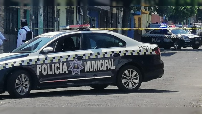 Balean a joven que se opuso a que lo robaran su auto, en Morelia 