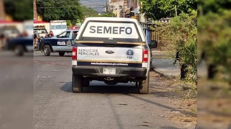 Desconocidos matan a golpes a un hombre y dejan heridas a otras 2 personas, en Vista Hermosa