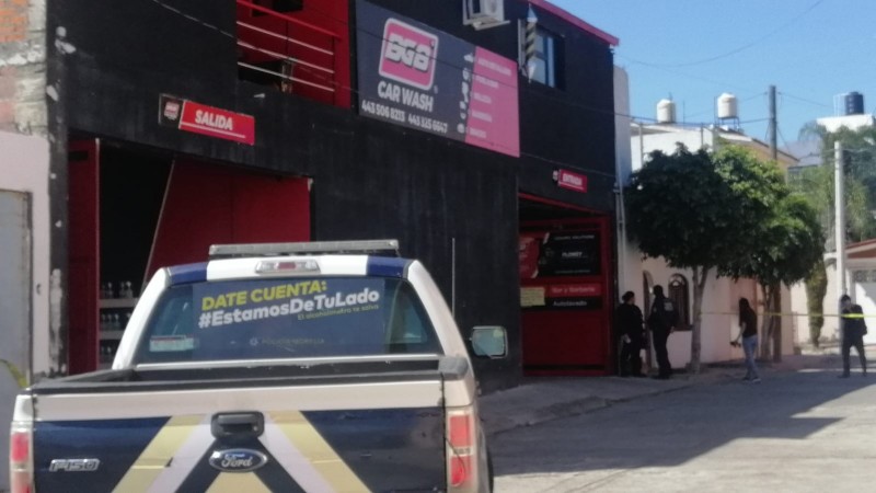 Morelia: tras discusión, dueño de autolavado es baleado por uno de sus trabajadores 