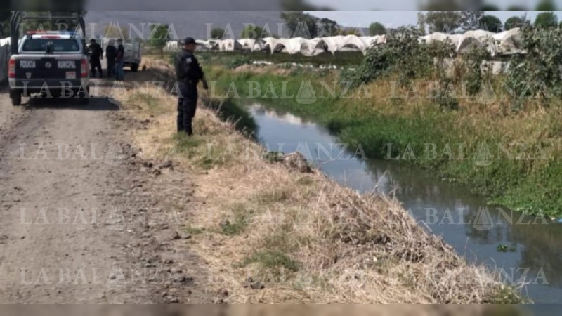 Hallan 2 cadáveres envueltos en lonas, en Zamora 