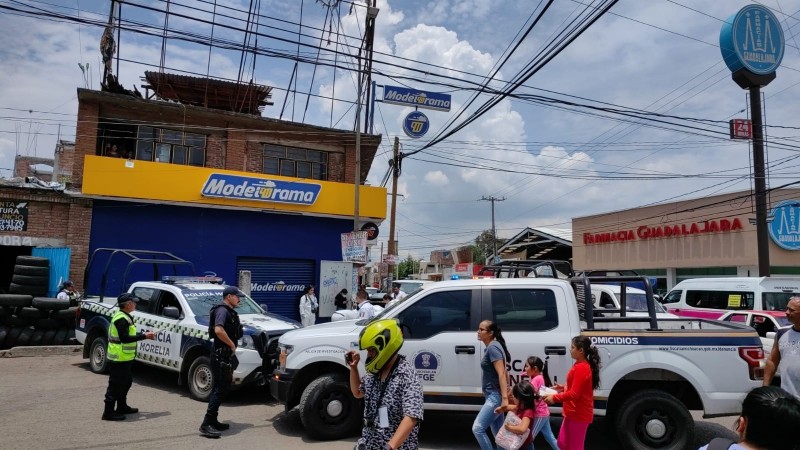 Ejecutan a hombre afuera de depósito de cerveza, en Morelia 