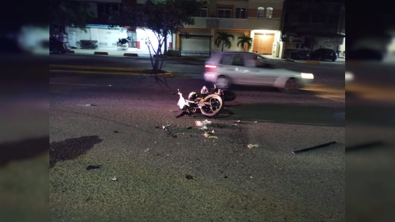 Motociclista resulta herido tras choque, en LC