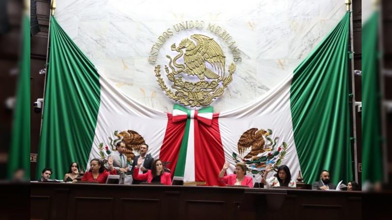 Aprueba 75 Legislatura Convocatoria para Condecoración Suprema Junta Nacional Americana