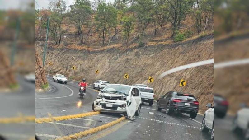 Se registran percances viales, en distintos puntos de Morelia  