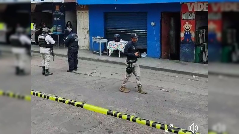 Uruapan: ejecutan a hombre dentro de una fonda 