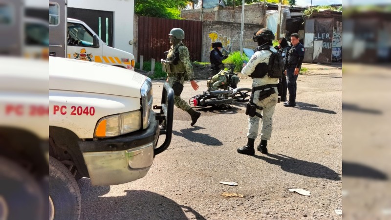 Balean a motociclista, en calles de Apatzingán 