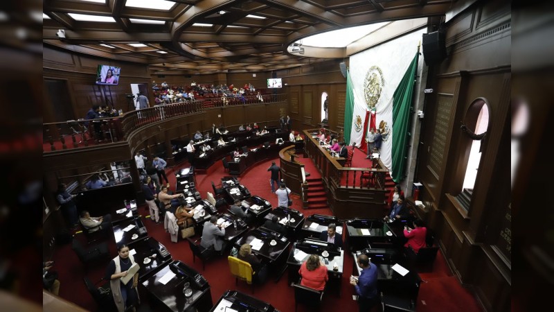 Determinan diputados no reelegir al magistrado titular del TJAM 