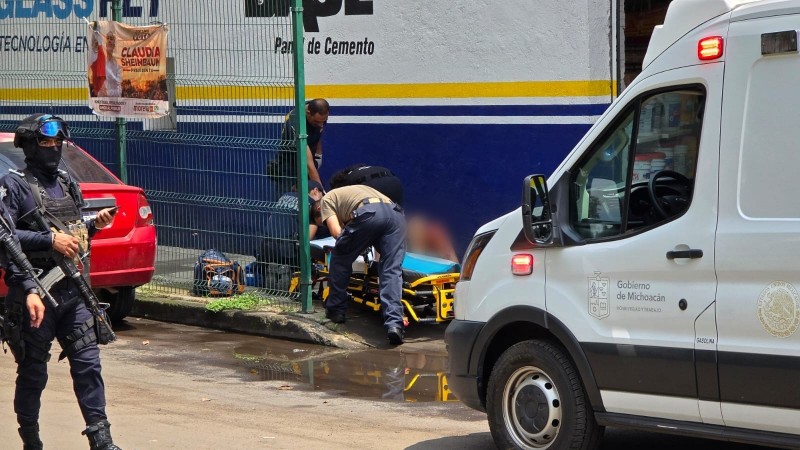 Balean a adolescente que viajaba en moto robada, en Zamora 