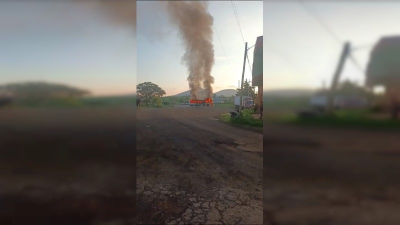 Arrecian protestas de pobladores para que autoridades hallen a policías desaparecidos 