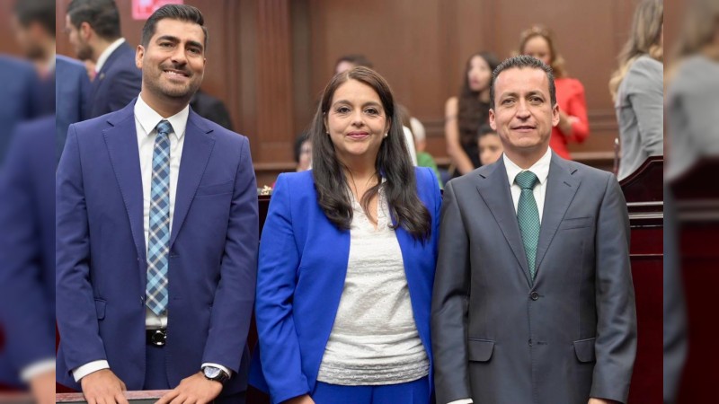 Rinden protesta legisladores de Acción Nacional 