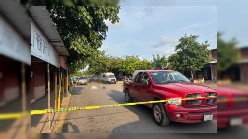 Perece hombre tras caer de camioneta en movimiento, en LC