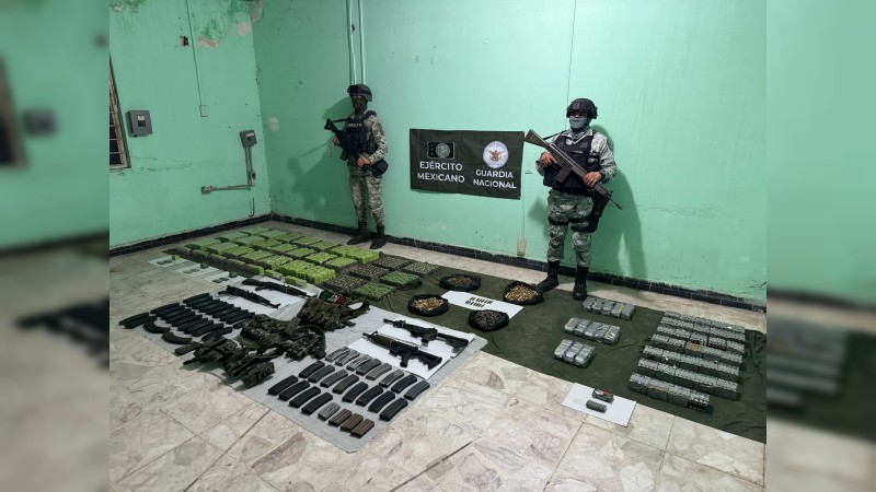 Buenavista: militares le incautan armas, cartuchos y equipo al CJNG