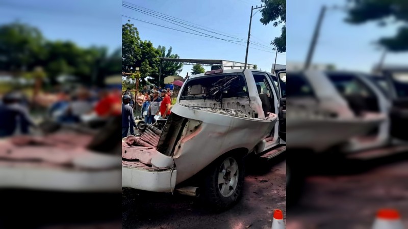 Nueve heridos, tras estallido de camioneta, en Tacámbaro  