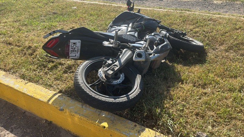 Muere joven motociclista tras accidentarse, en Morelia 