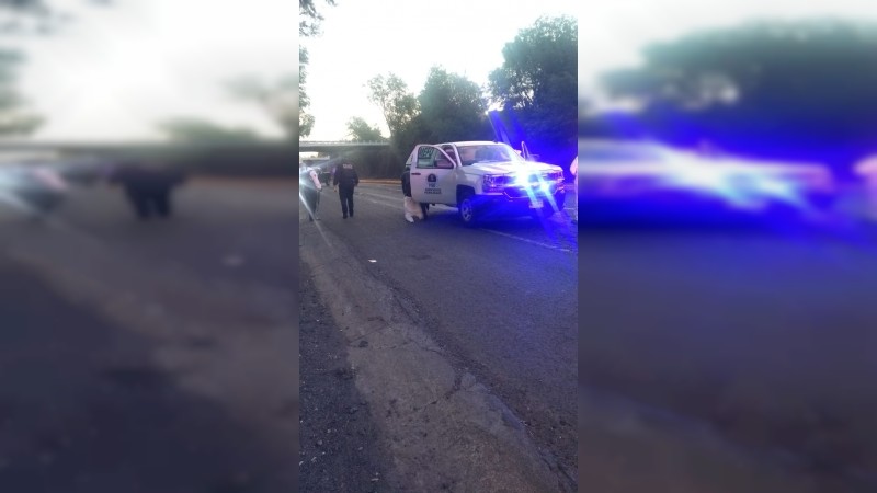 Cuerpo destrozado de hombre atropellado, queda sobre la Morelia-Pátzcuaro 