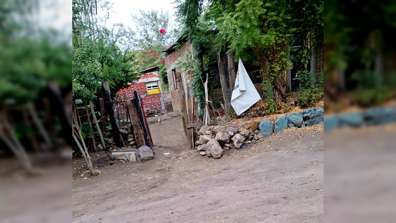 Deja 2 muertos, ataque armado dentro de vivienda, en Apatzingán 