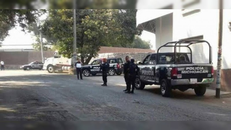 Tras persecución y enfrentamiento, policías frustran robo, en La Piedad   