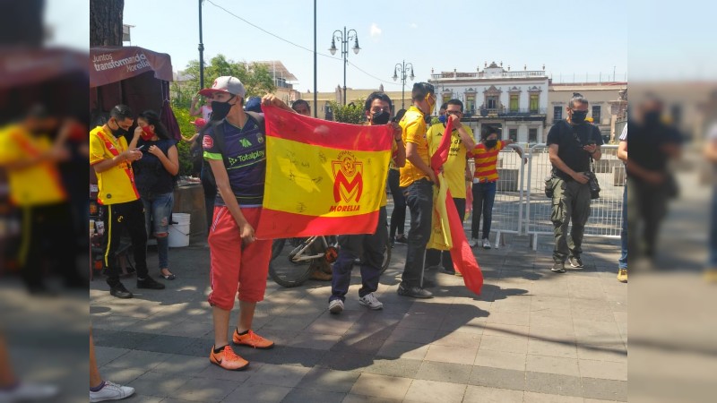 Exigen seguidores de Monarcas que el equipo se quede en casa