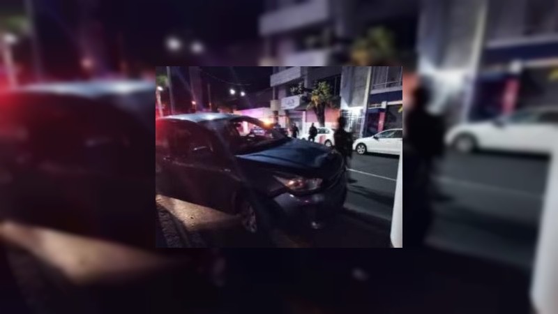 Hombre en auto robado, provoca persecución en la zona conurbada Zamora-Jacona 