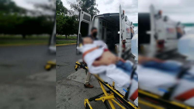 Atacan a tiros a un hombre, en Jardines de Guadalupe 