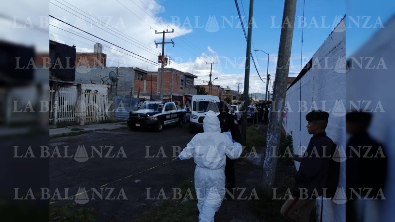 Motosicarios ejecutan a hombre, en Morelia