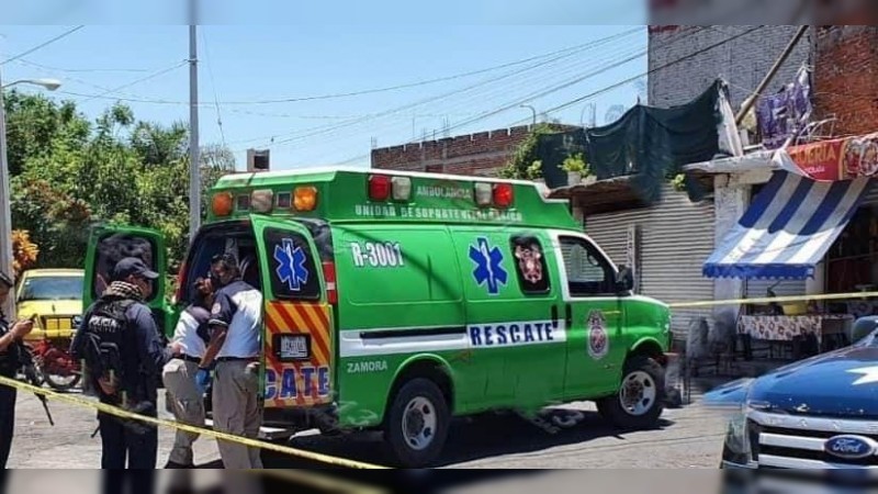 Motosicarios balean a 2 hombres, en calles de Zamora 