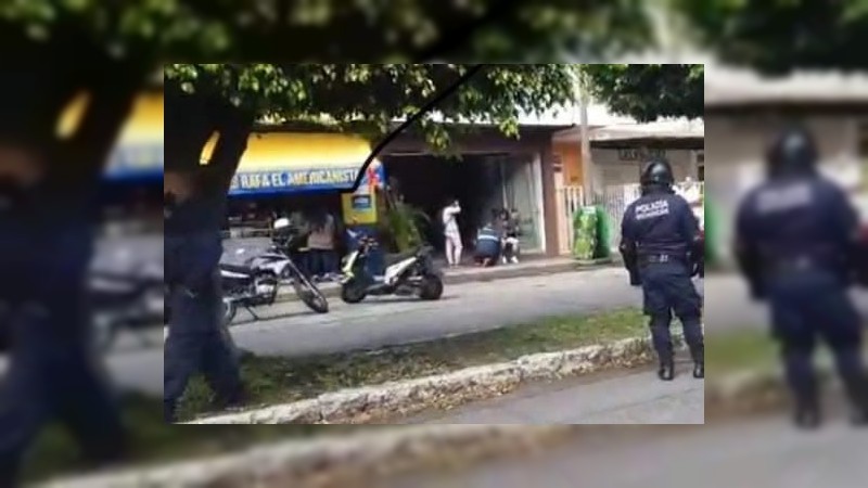 Balean a hombre dentro de despacho de abogados, en Uruapan 