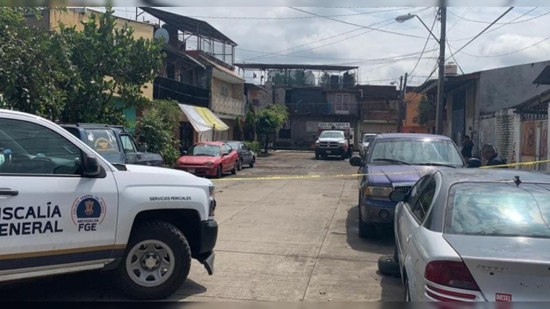 Balean a camión repartidor de gas, en Uruapan 