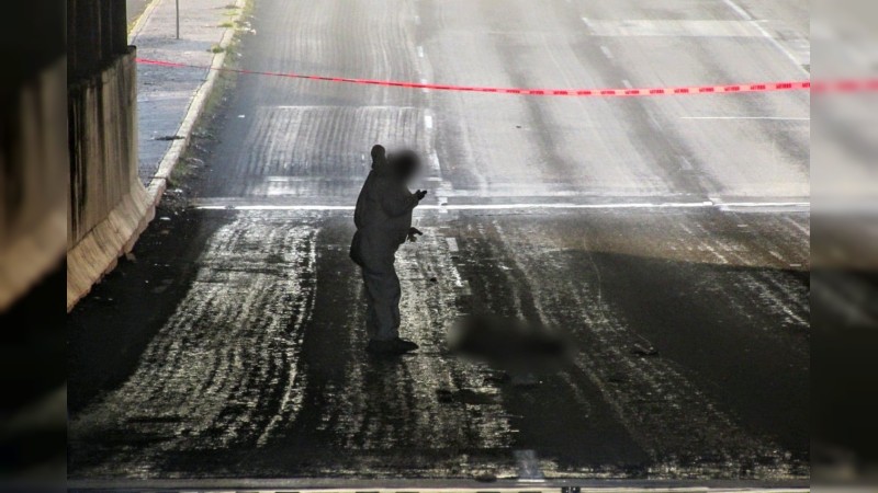 Investigan deceso de mujer que fue arrollada y presentaba herida de arma blanca  