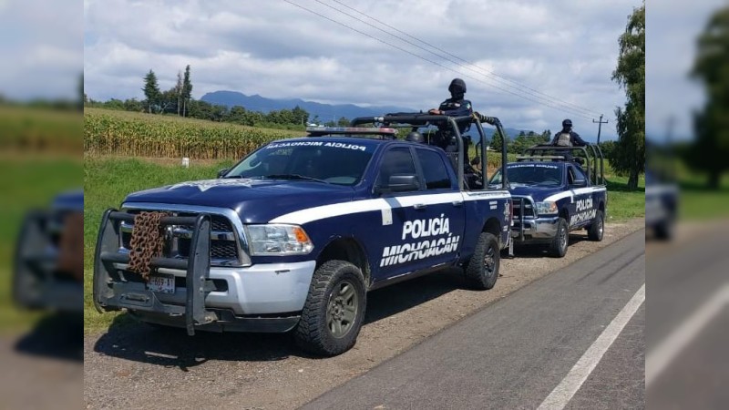 Se enfrentan policías y delincuentes, en Uruapan 