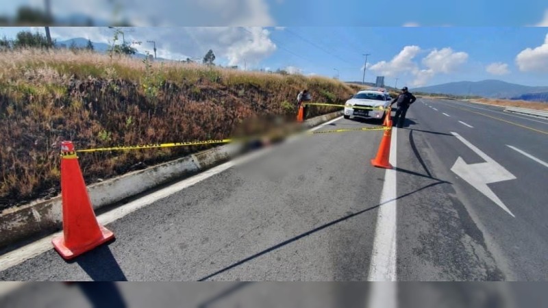 Arrollan a adulto mayor, en la carretera Pátzcuaro-Cuitzeo