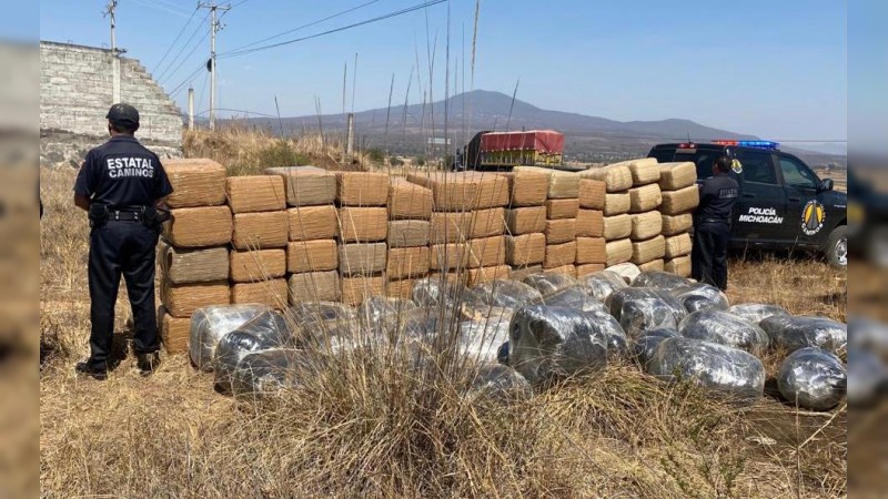 Golpe al narco, en Michoacán: policías aseguran una tonelada de mariguana 