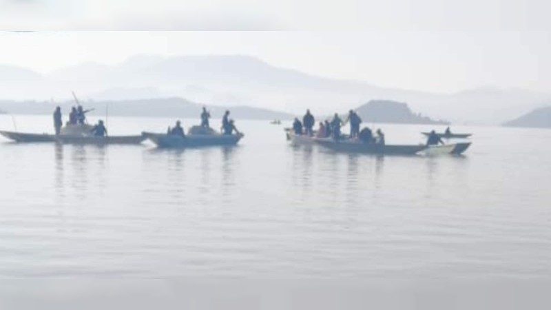 Cae pescador accidentalmente al Lago de Pátzcuaro; se inicia búsqueda 