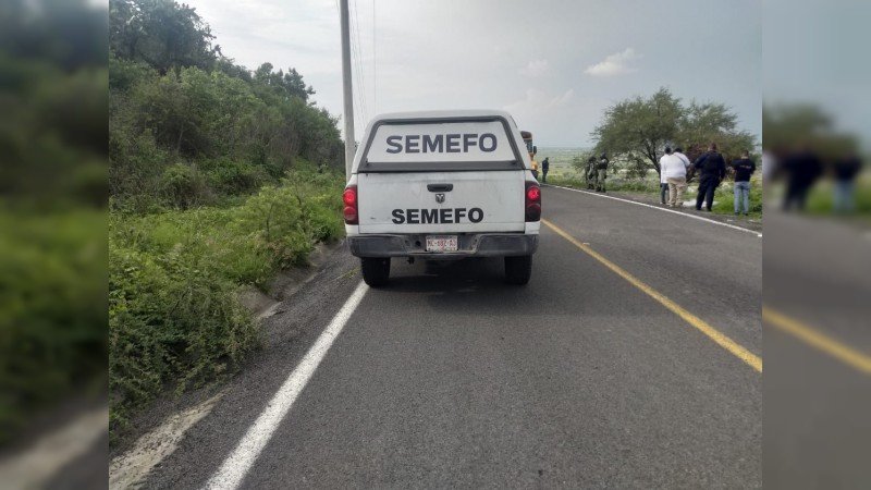 Tiran maleta con cadáver desmembrado en su interior, en Jacona 